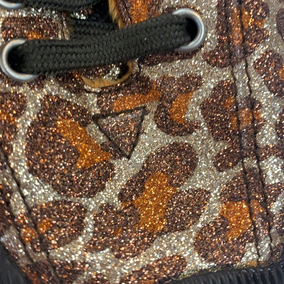 BOBS Skechers glitter leopard print sneakers size W6.5 - Picture 3 of 9